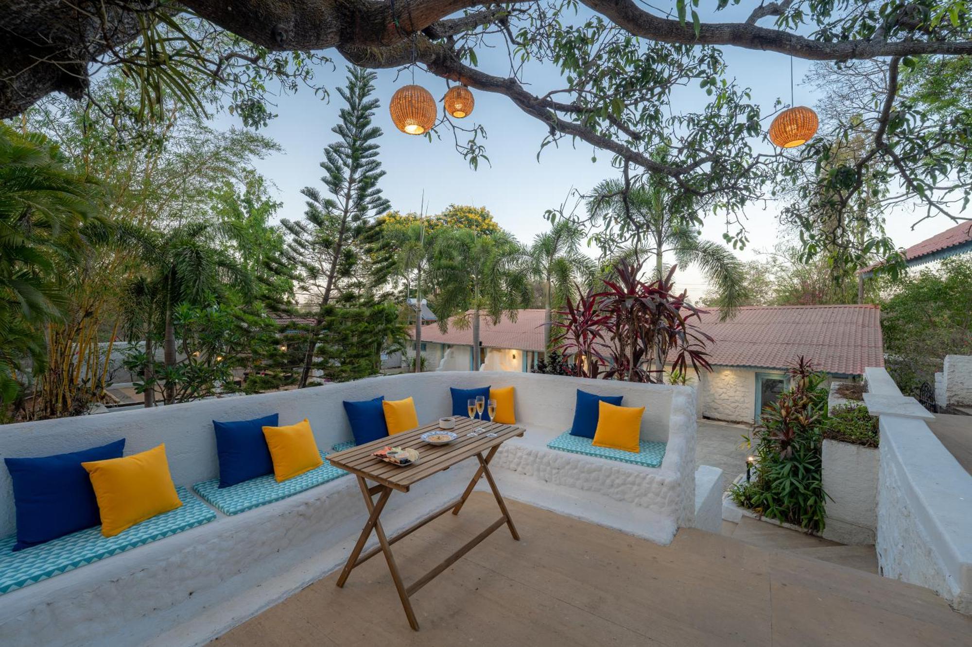 Lohonostays Villa Santorini 阿里巴格 外观 照片