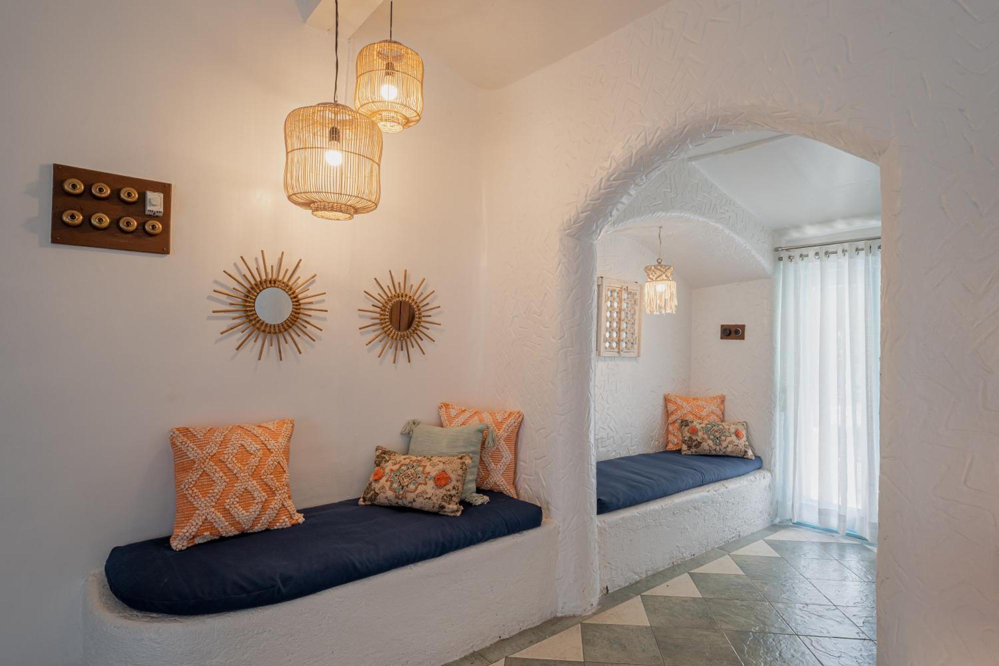 Lohonostays Villa Santorini 阿里巴格 外观 照片