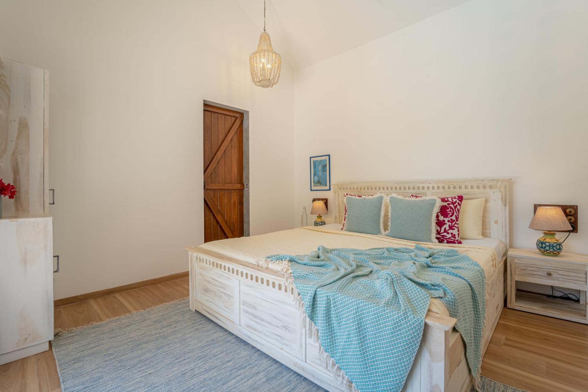 Lohonostays Villa Santorini 阿里巴格 外观 照片